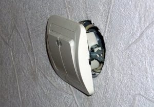 Замена выключателя света в квартире в Орске